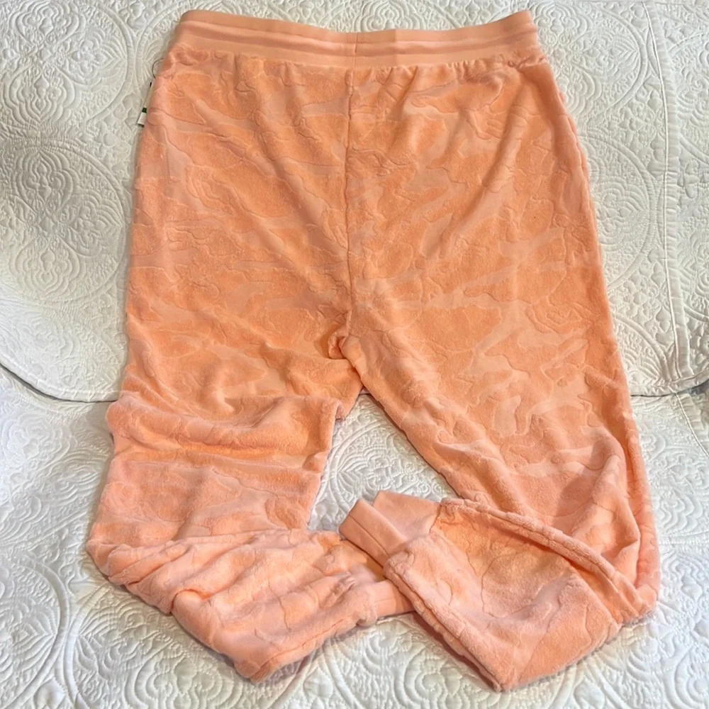 Jessica Simpson The Warm Up jogger set, medium top, large bottom, NWT‎